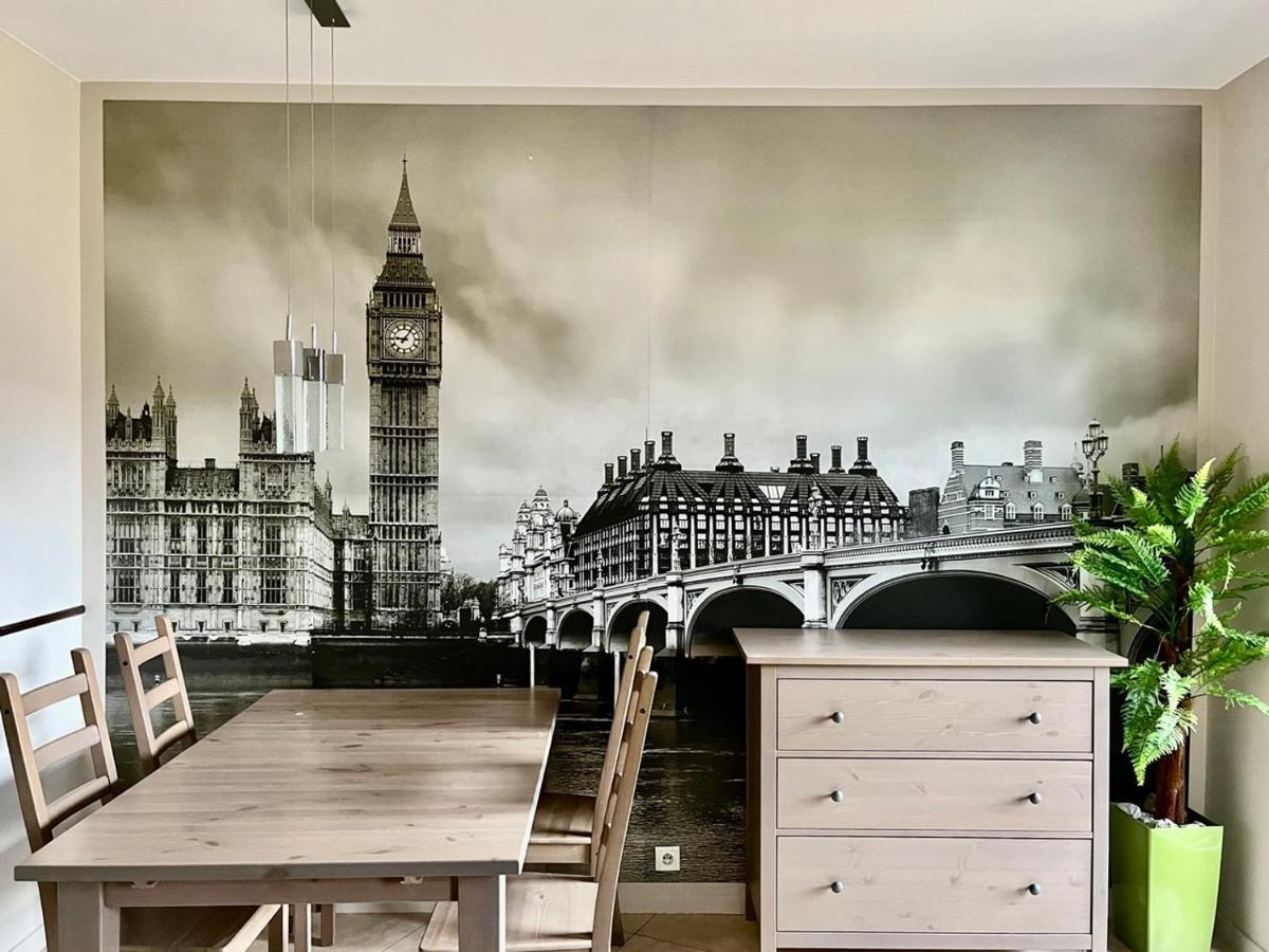 Trevilles Apartamenty Londyn Sklářská Poruba Exteriér fotografie