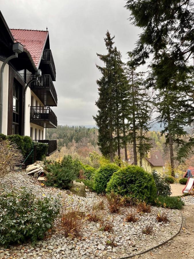 Trevilles Apartamenty Londyn Sklářská Poruba Exteriér fotografie